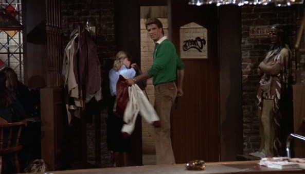 Bei Frauen kann Sam einfach nicht nein sagen.