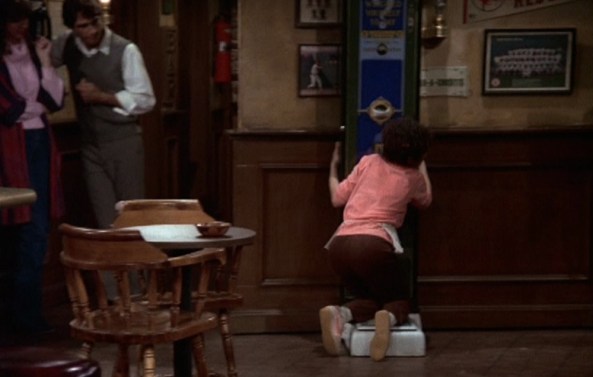 Carla huldigt der Waage.