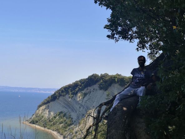 Eine kleine Pause am Baum